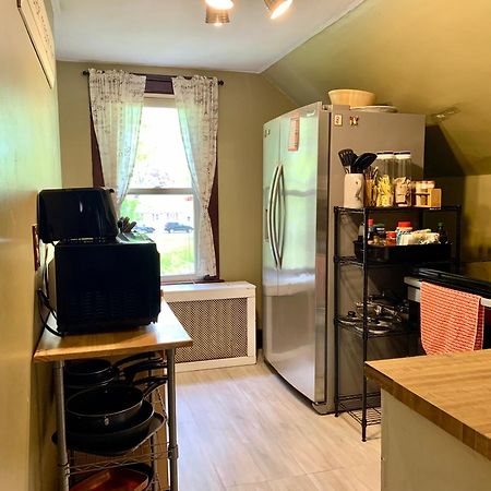 Cozy 2Nd Floor Apartment With Private Entrance Chicopee Dış mekan fotoğraf